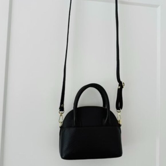 Elegant Black Crossbody Bag - Picture 10 of 10